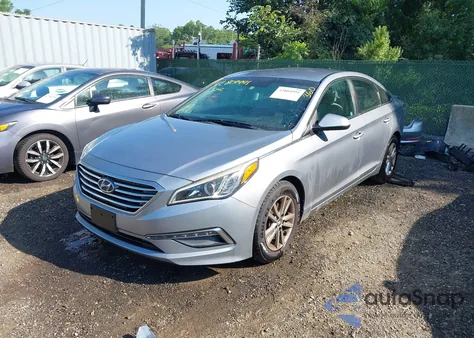 2015 Hyundai Sonata 2.4L Se z USA, uszkodzony, nr VIN 5NPE24AF7FH132694